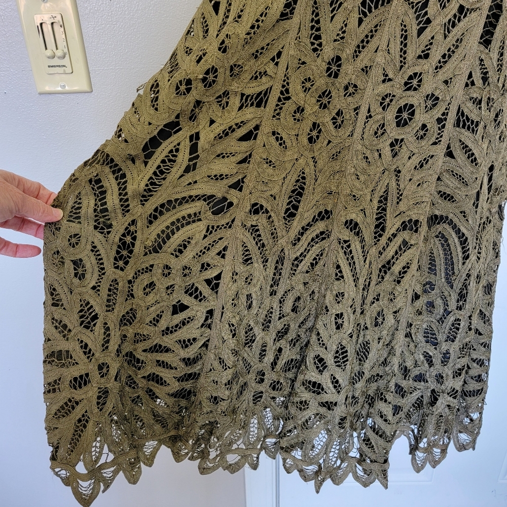 Betsey Johnson Olive Green Crochet Lace Overlay Sleeveless Midi Dress Size 6 - Picture 3 of 12